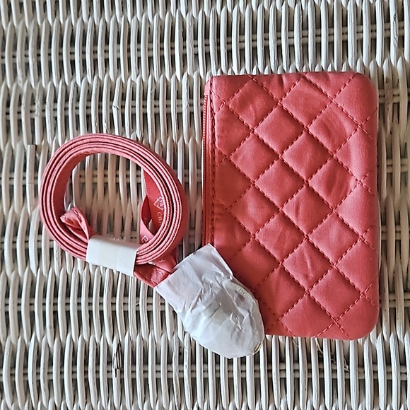 Vera Bradley Quilted Zip ID Laynard - Picture 3 of 4